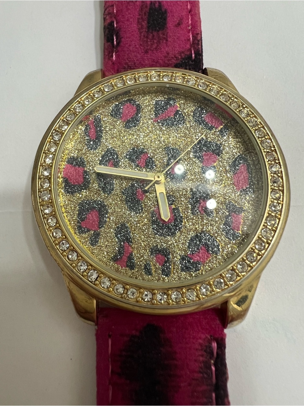 Women’s Pink Leopard Print Fashion Watch